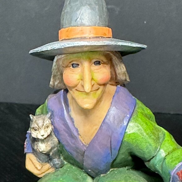 Jim Shore Heartwood Creek "Swept Away" Witch on Broom w/Black Cat - 2006 - Picture 3 of 10